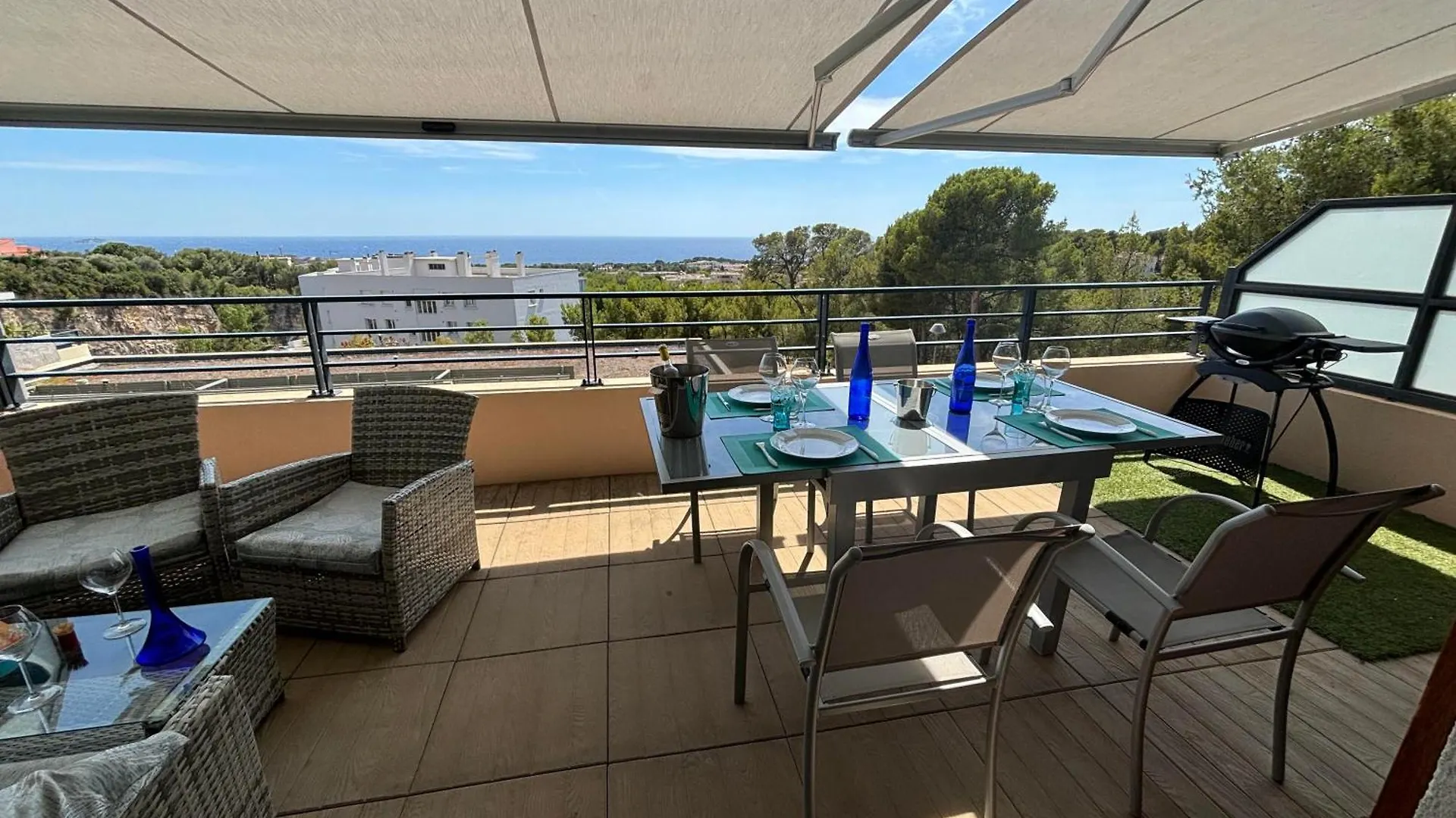 Bandol Magnifique Appartement Vue Mer Residence Blue Bay